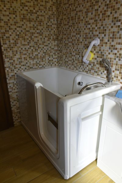 Disabled Tub Installation